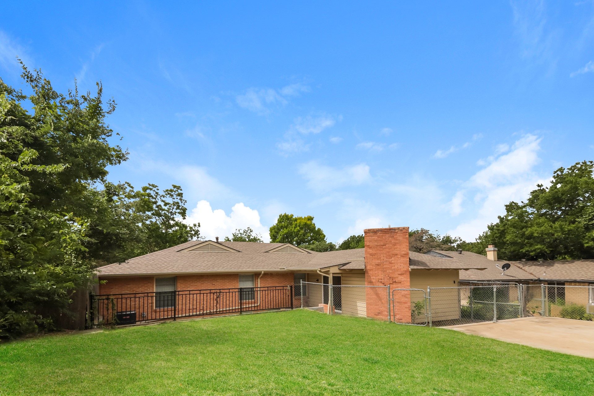 7431 Piedmont Drive Dallas TX 75227