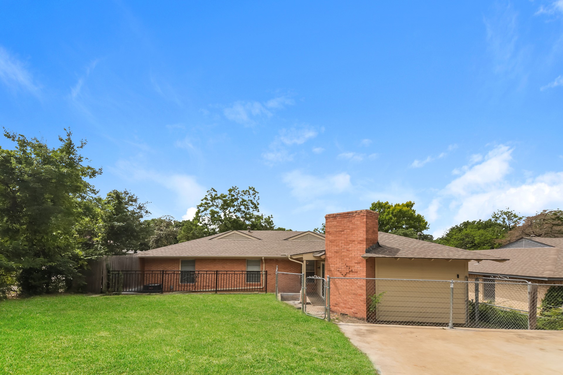 7431 Piedmont Drive Dallas TX 75227