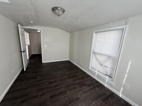 813 S Smith Street Ennis TX 75119