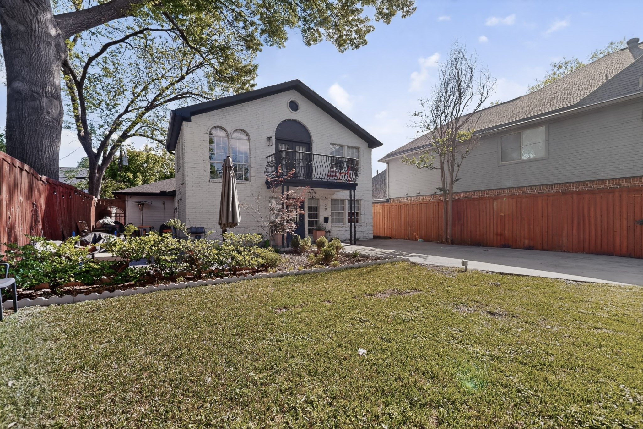 6130 Lakeshore Drive Dallas TX 75214