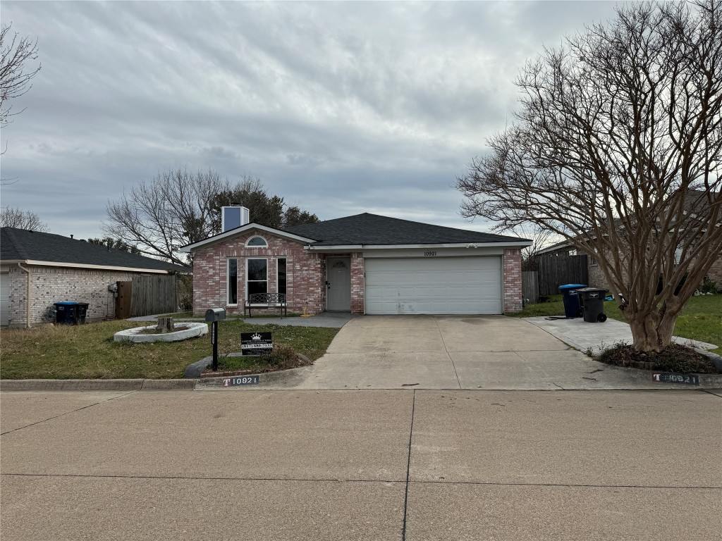 10921 Fandor Street Fort Worth TX 76108