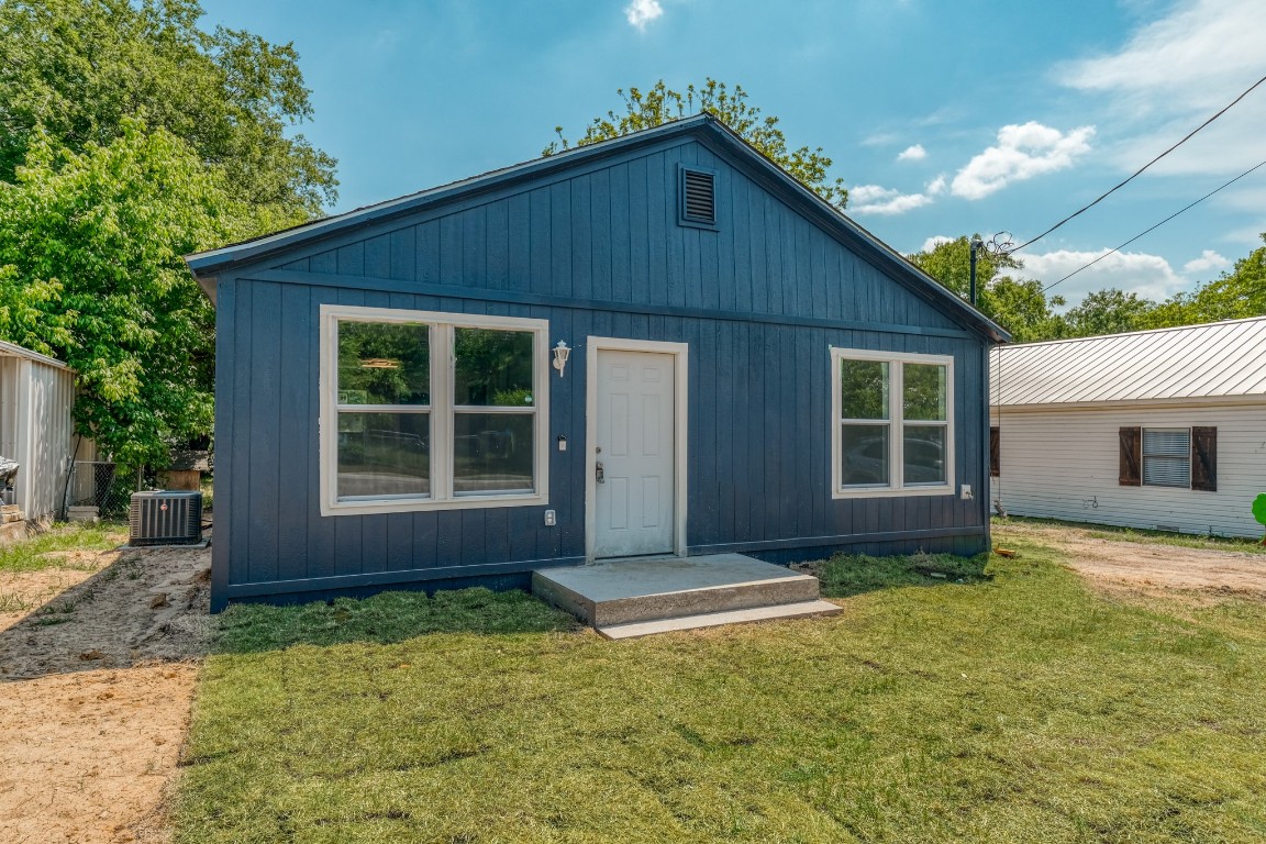 114 E 6th Street Weatherford TX 76086