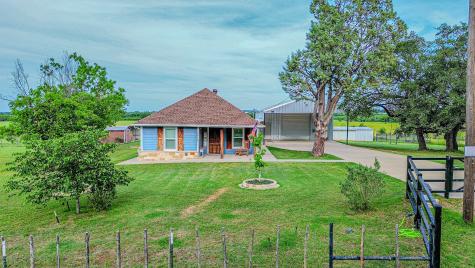 6416 County Road 146 Lipan TX 76462