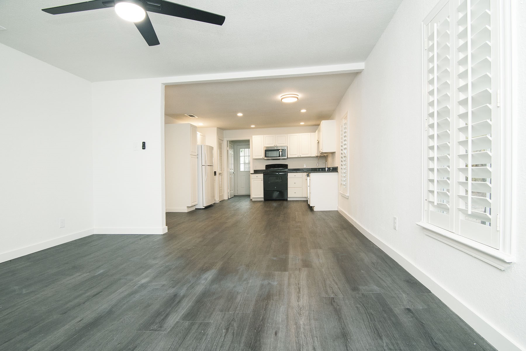 305 College Street Farmersville TX 75442