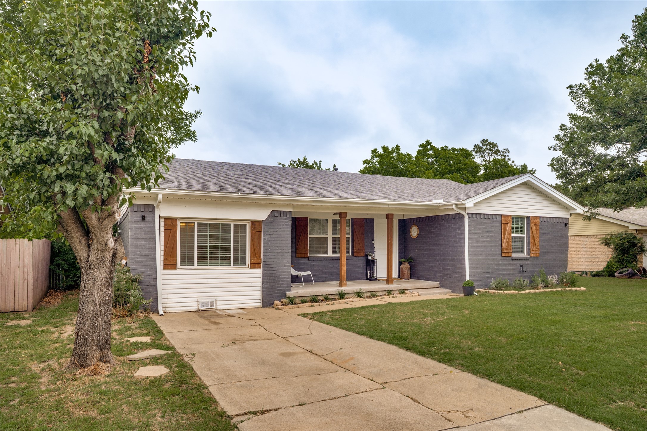 535 Northside Avenue Lewisville TX 75057