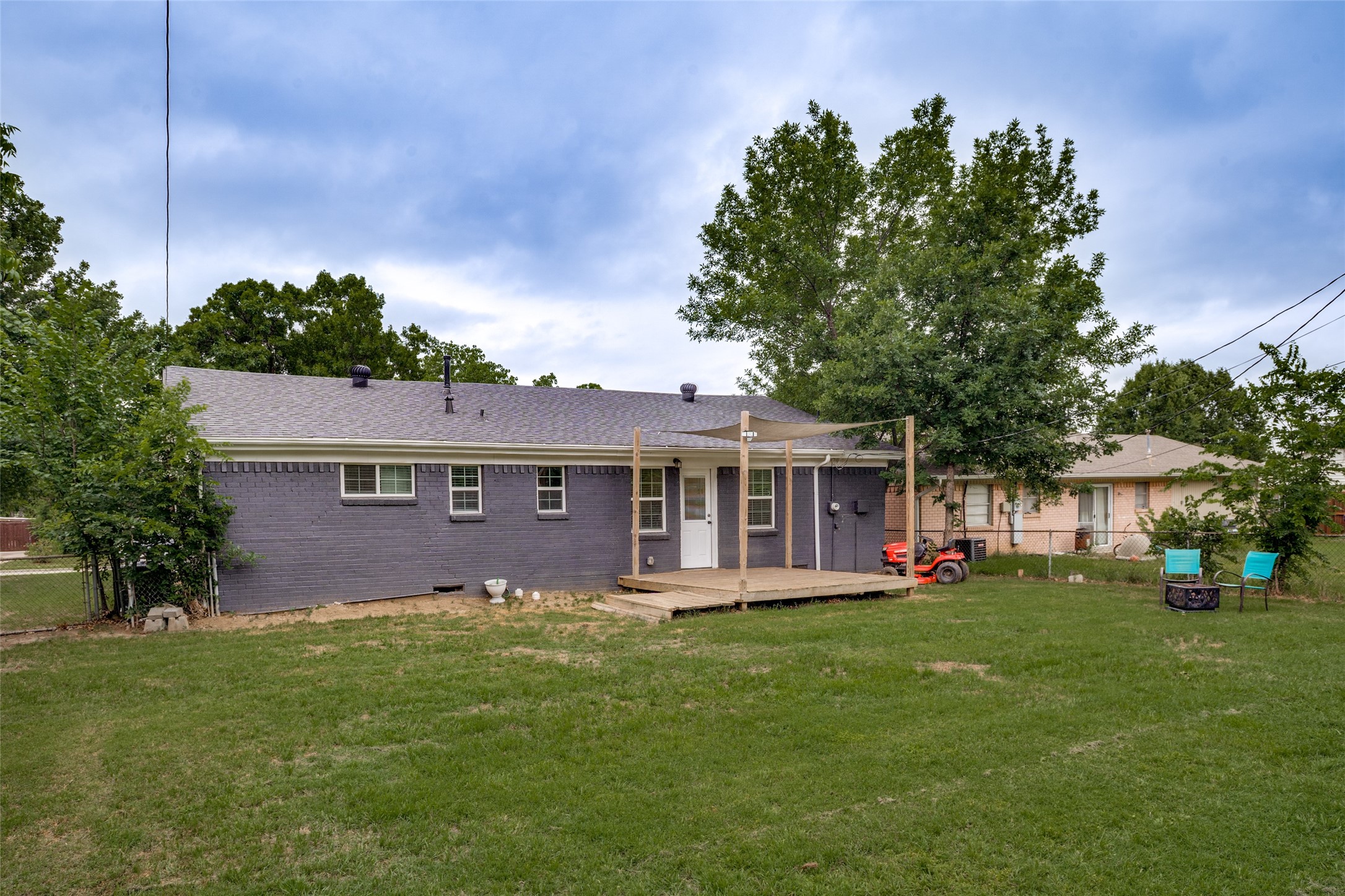 535 Northside Avenue Lewisville TX 75057