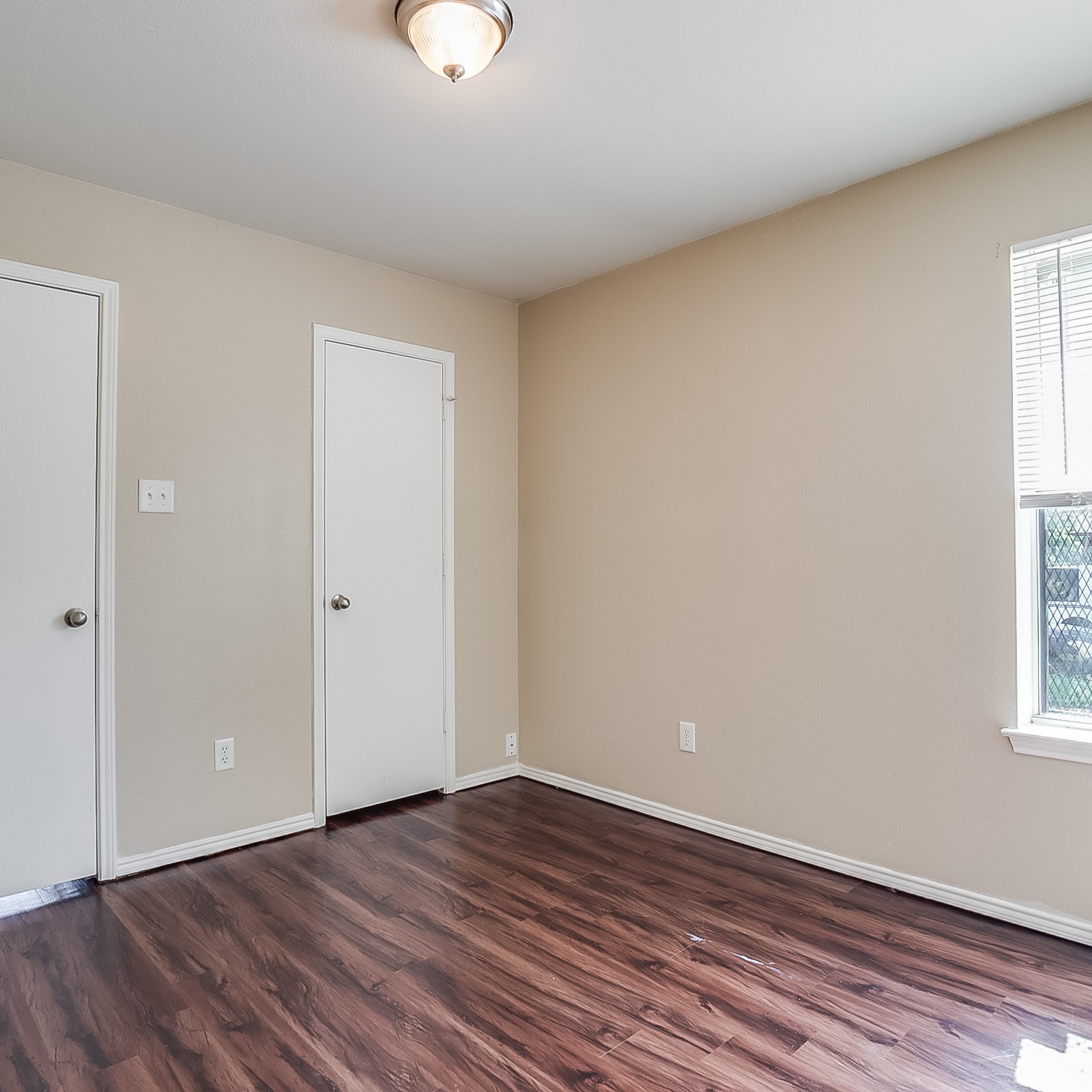 5029 Cottey Street Fort Worth TX 76105