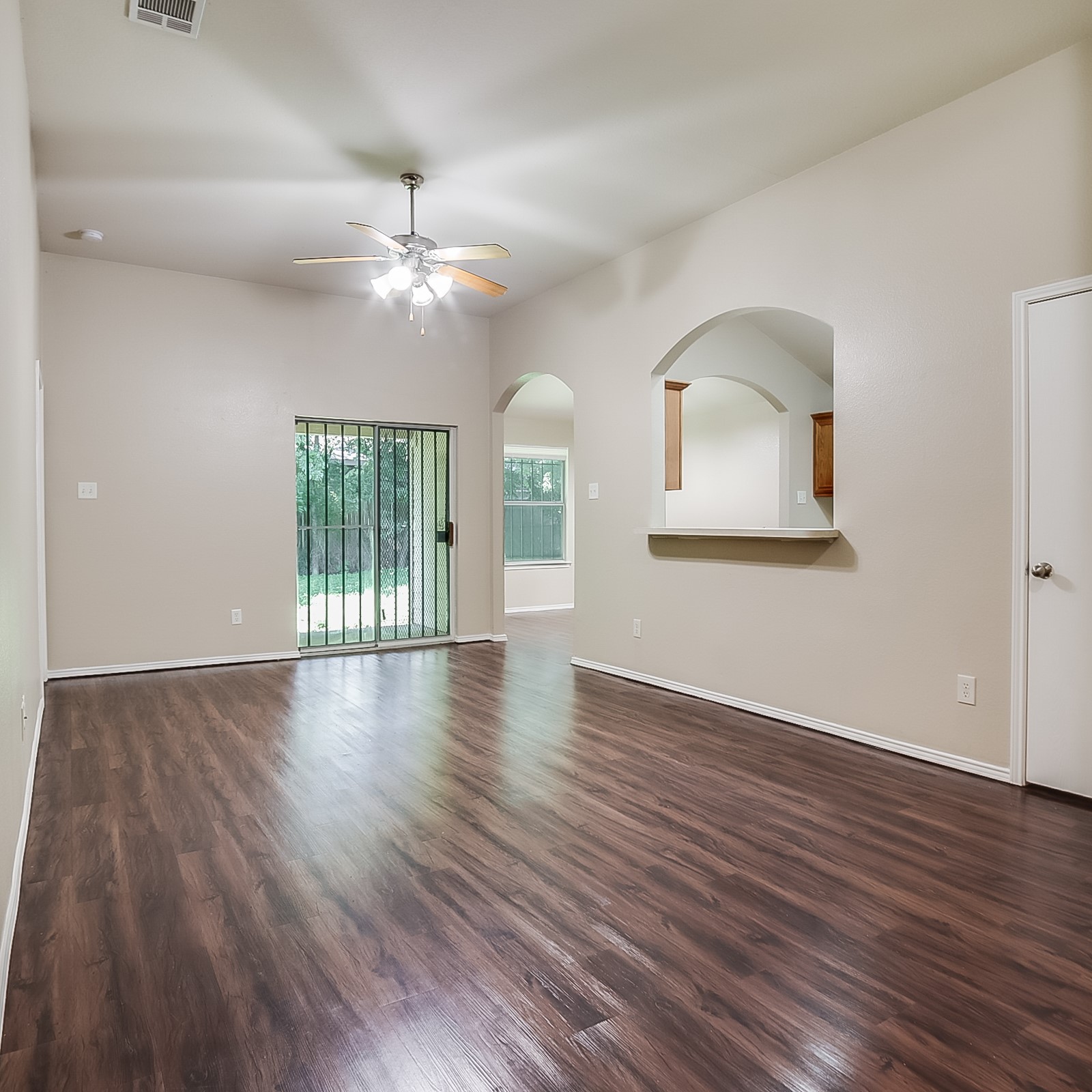 5029 Cottey Street Fort Worth TX 76105