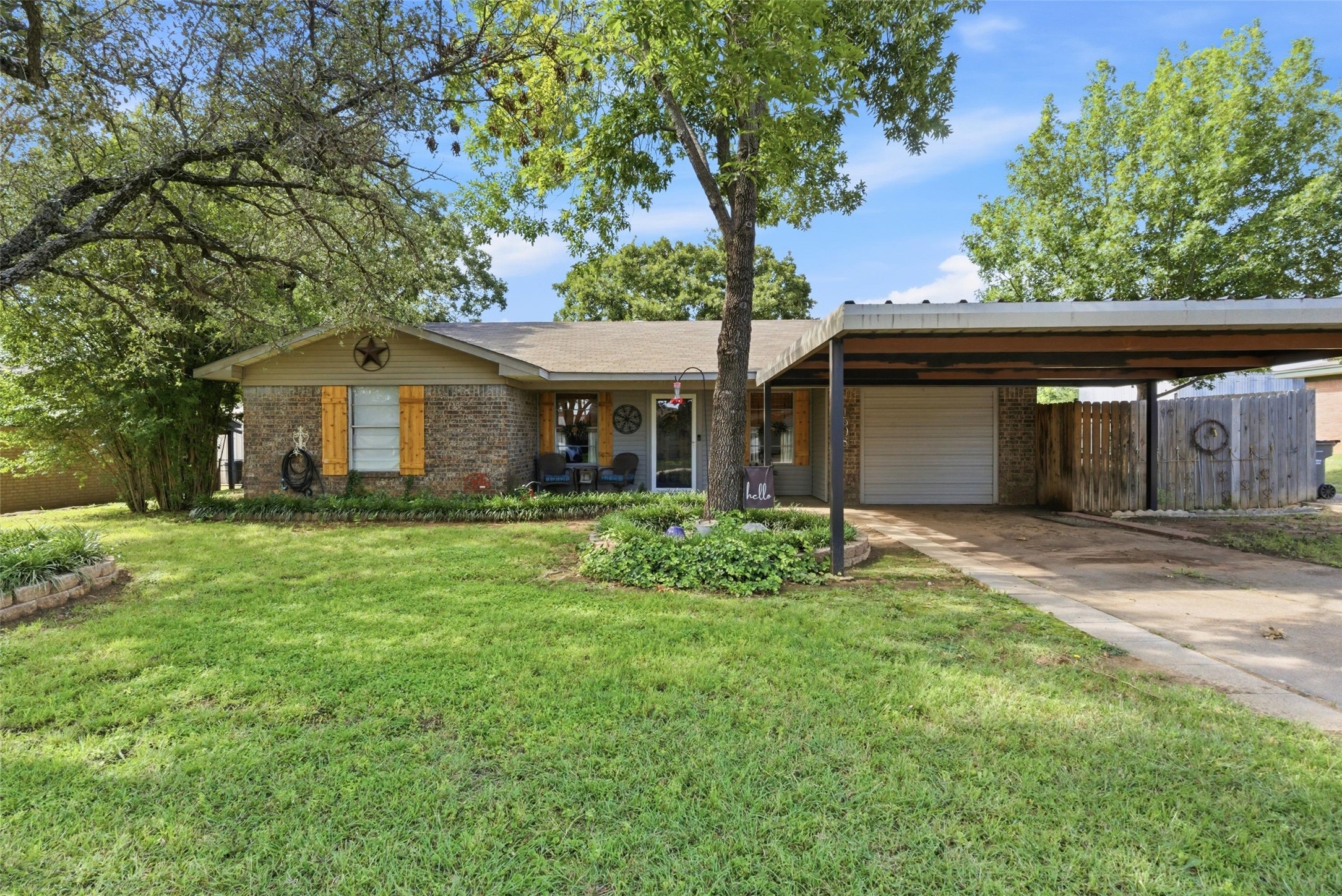 1508 Avenue D Graham TX 76450
