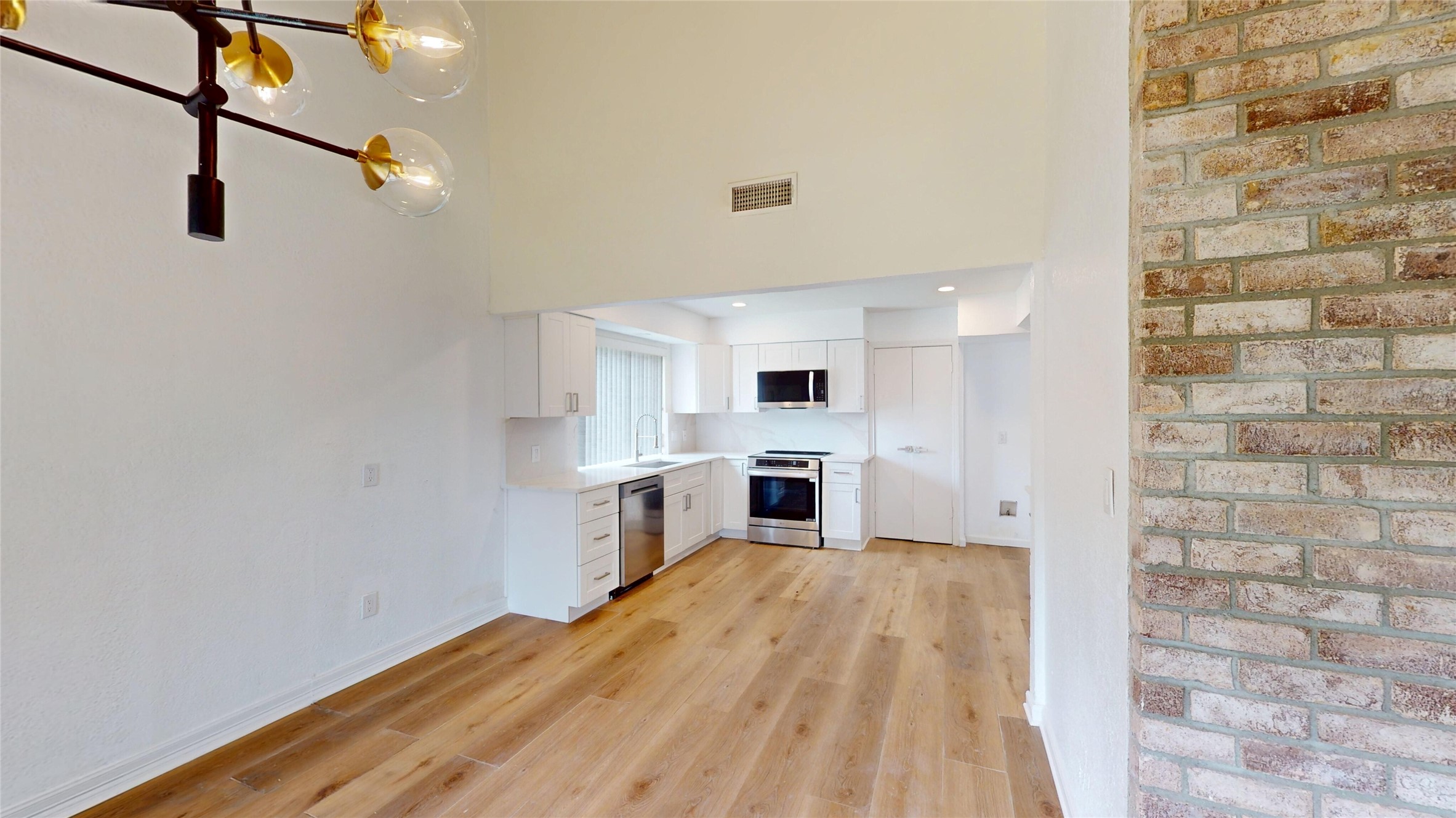 4610 Bellefontaine Court Arlington TX 76017