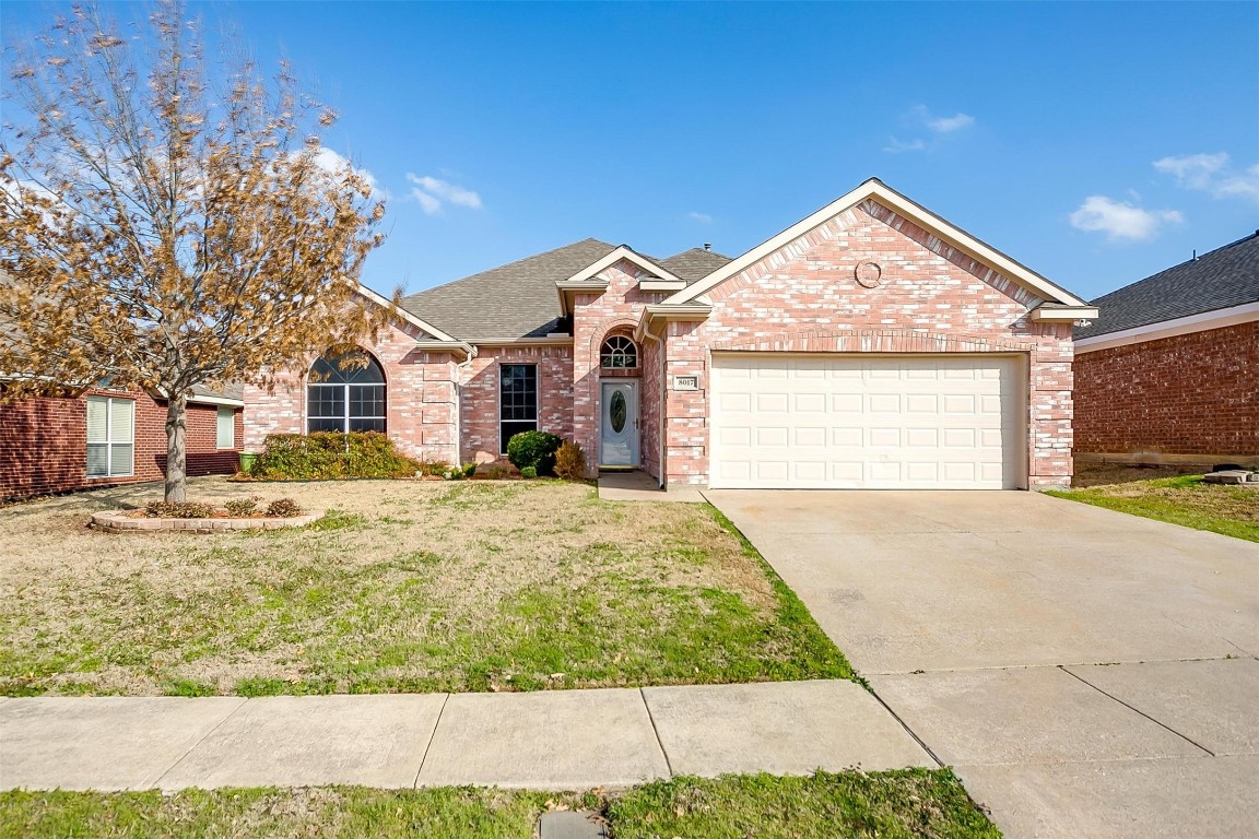 8017 Peregrine Trail Arlington TX 76001