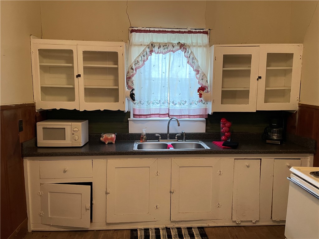 346 Cr 352 Rosebud TX 76661