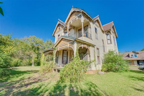 103 Stevens Street Ladonia TX 75449