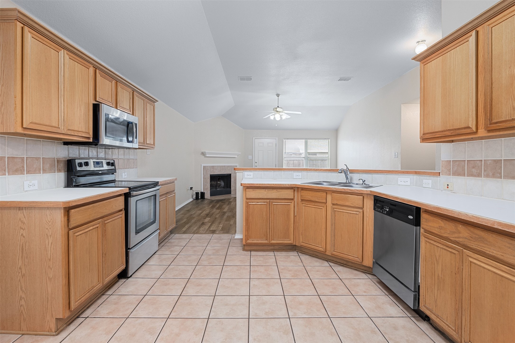 1432 Bluff Oak Way Fort Worth TX 76131