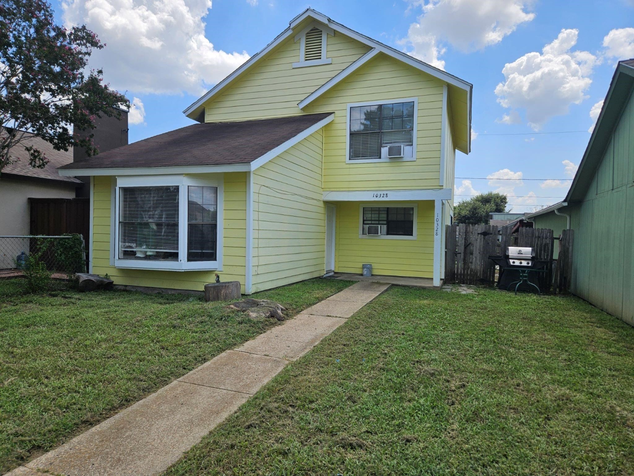 10328 New Bedford Drive Dallas TX 75217