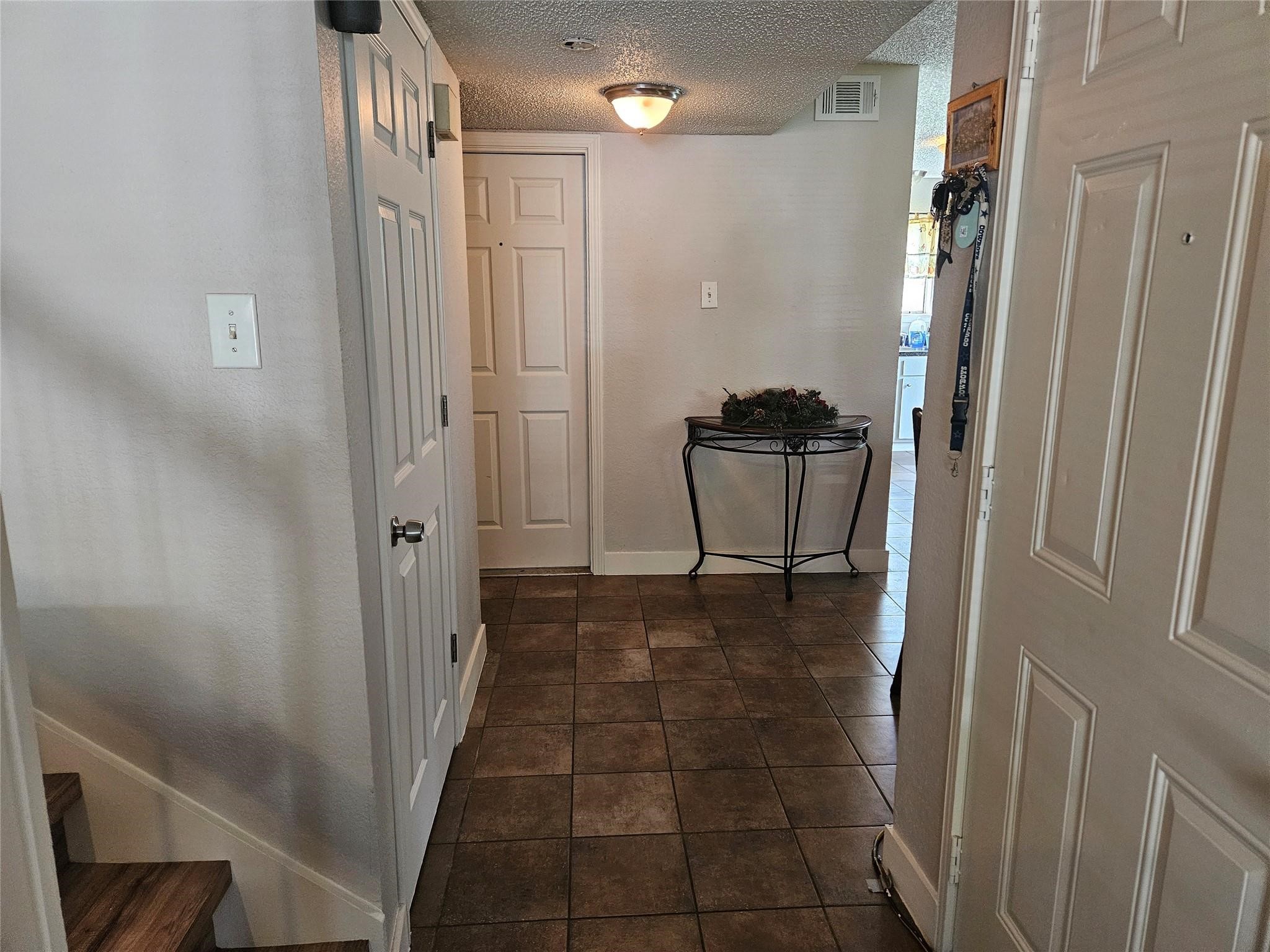 10328 New Bedford Drive Dallas TX 75217