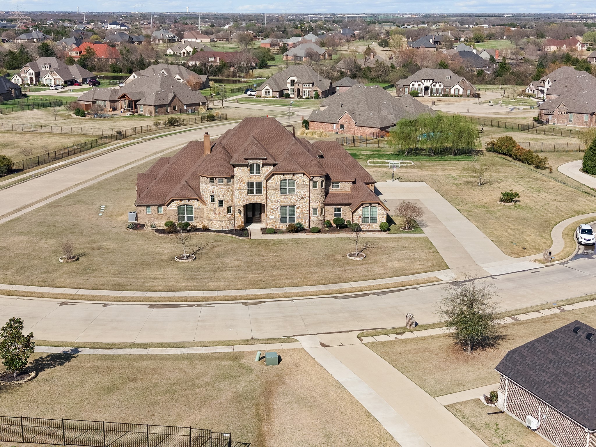 761 Kensington Drive Mclendon Chisholm TX 75032