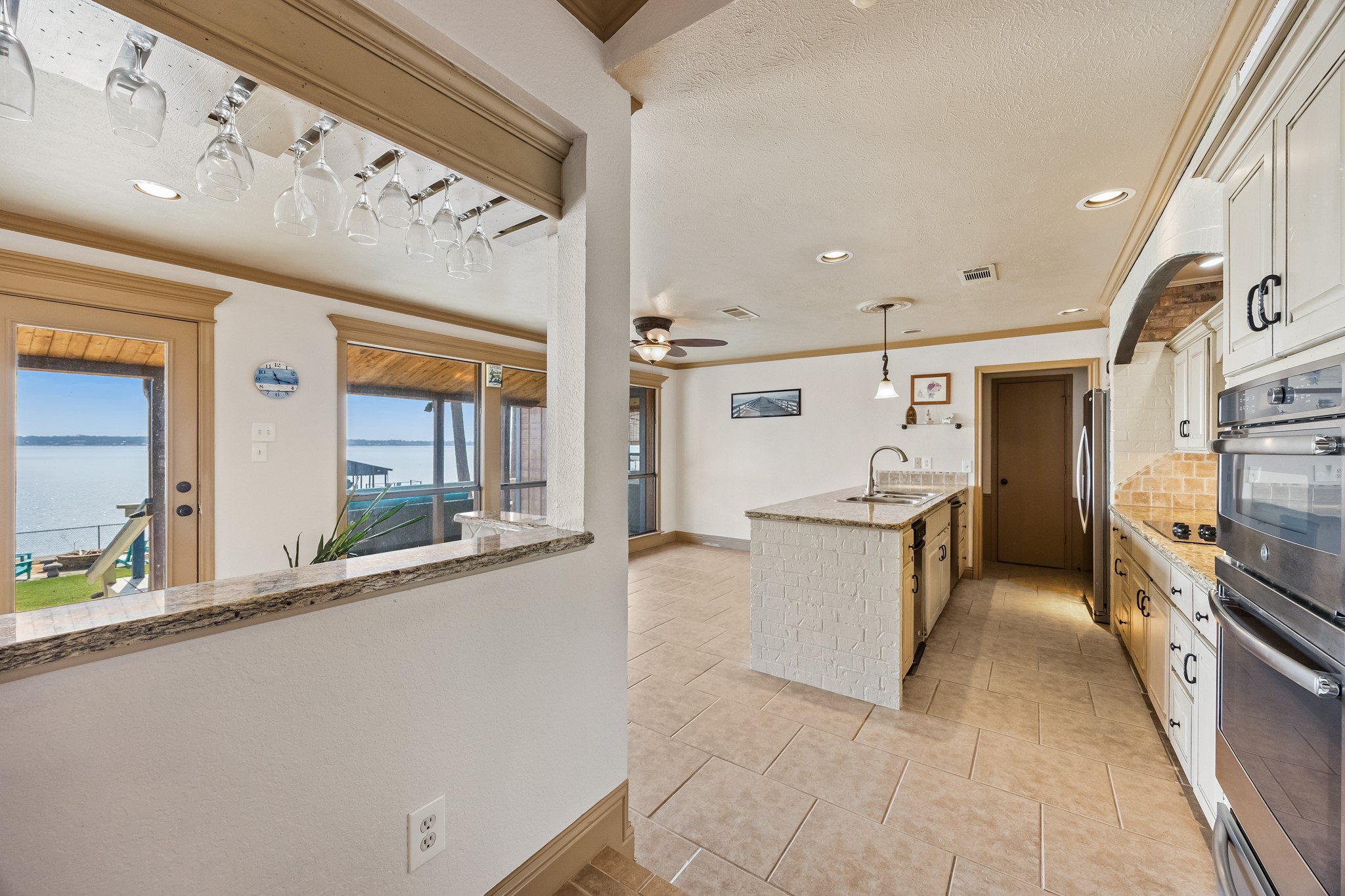 18409 Shore Drive Kemp TX 75143