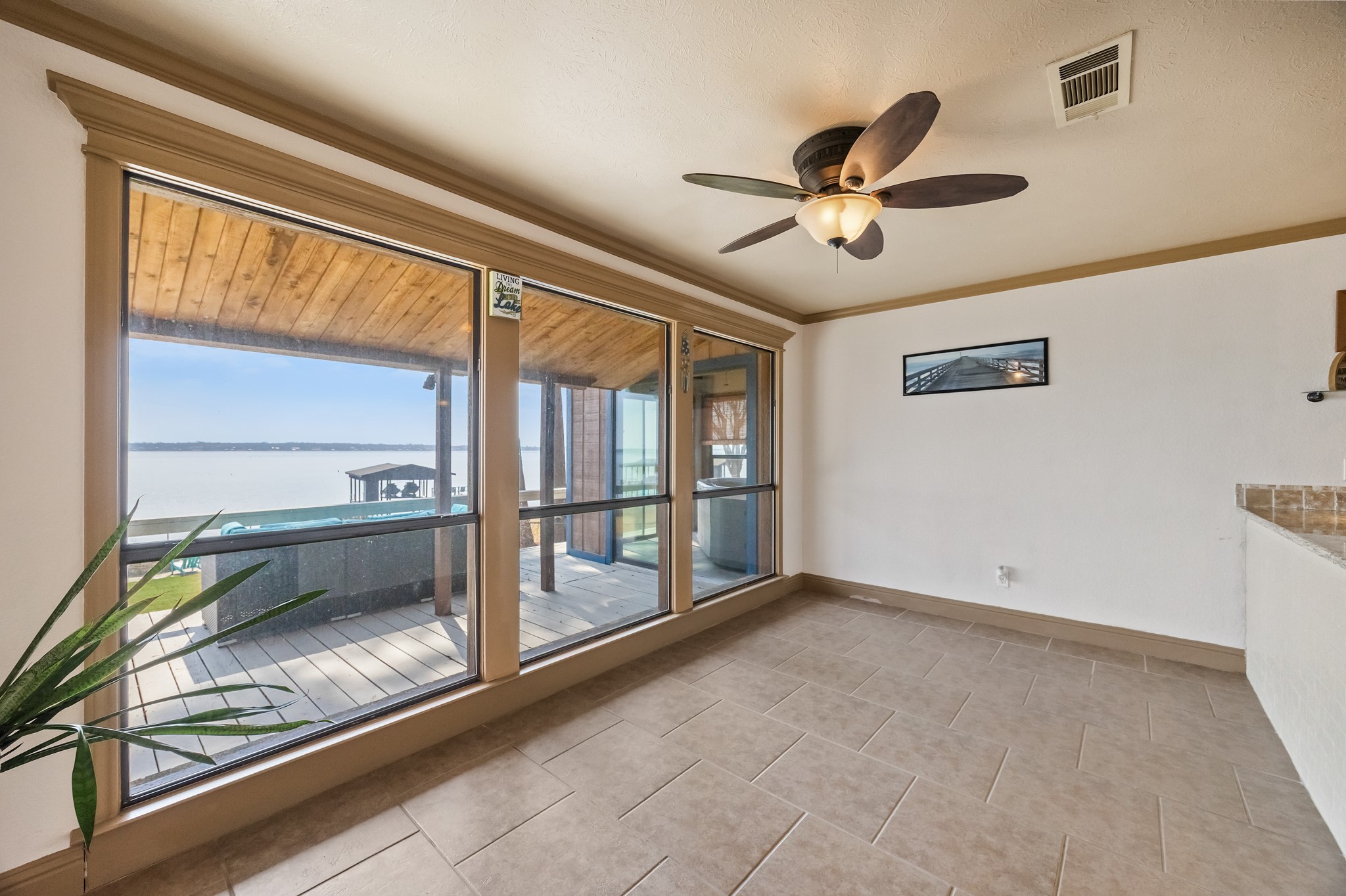 18409 Shore Drive Kemp TX 75143