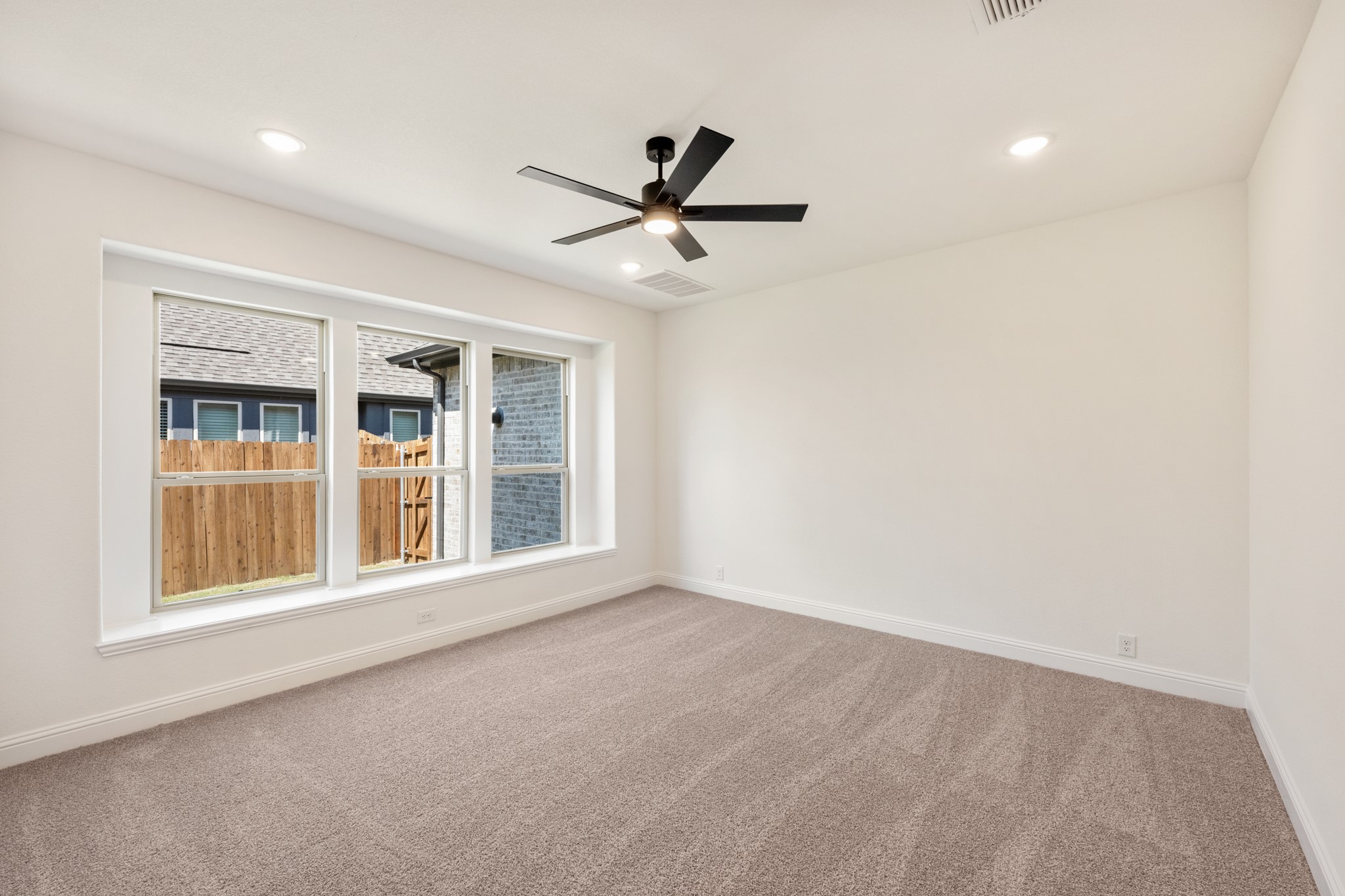 438 London Drive Lavon TX 75166