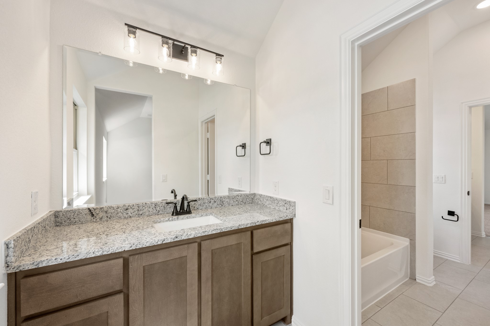 438 London Drive Lavon TX 75166