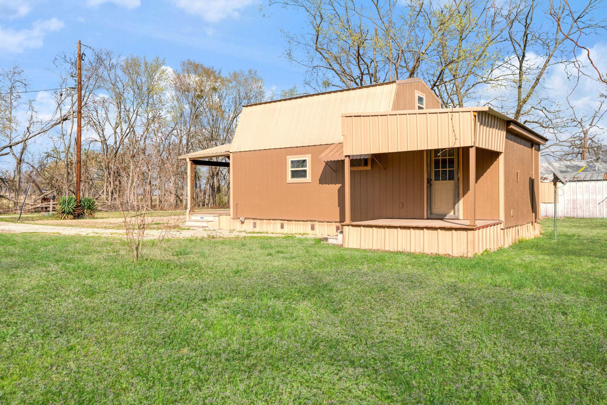 234 County Road 16420 Deport TX 75435