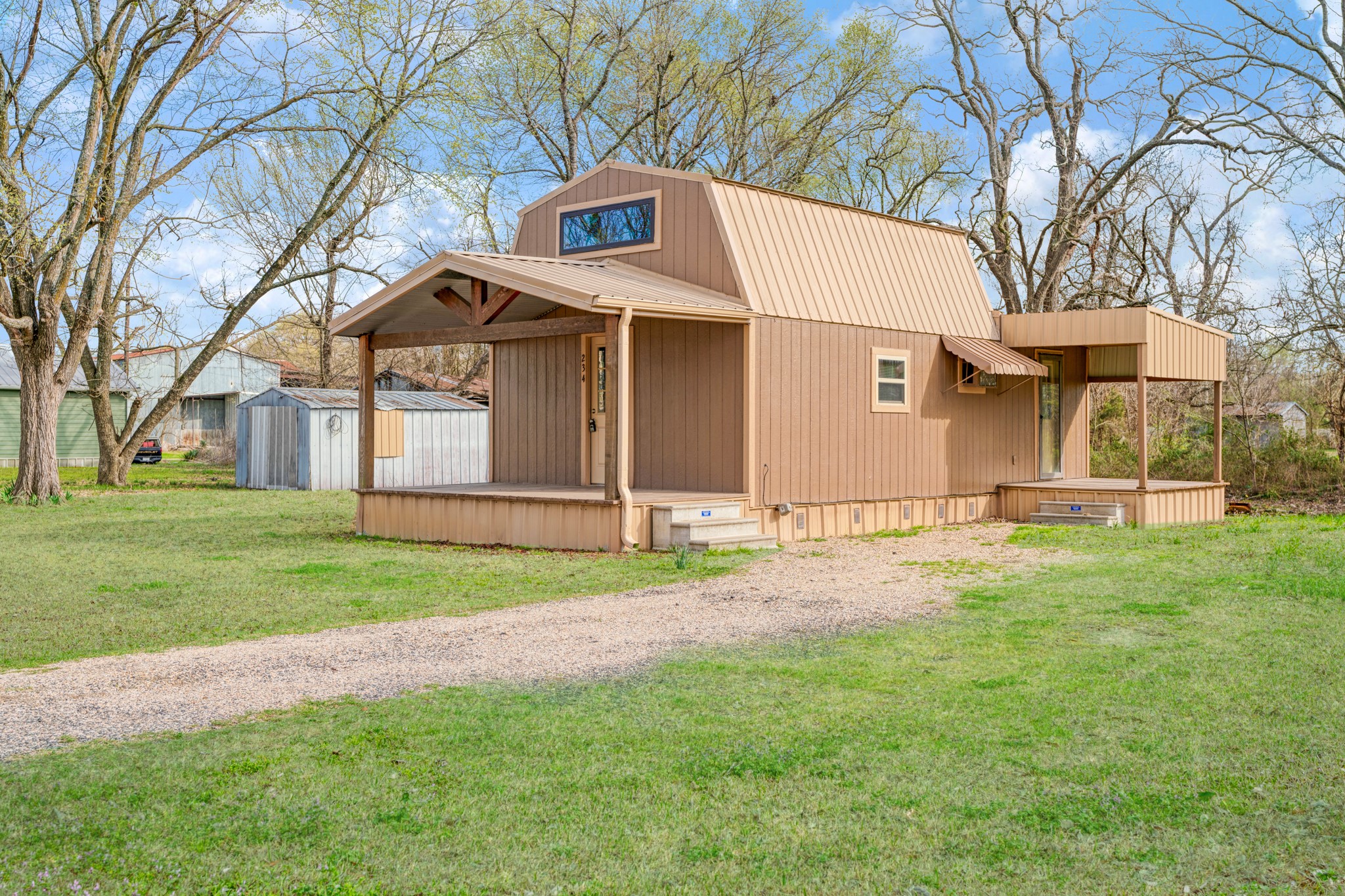 234 County Road 16420 Deport TX 75435