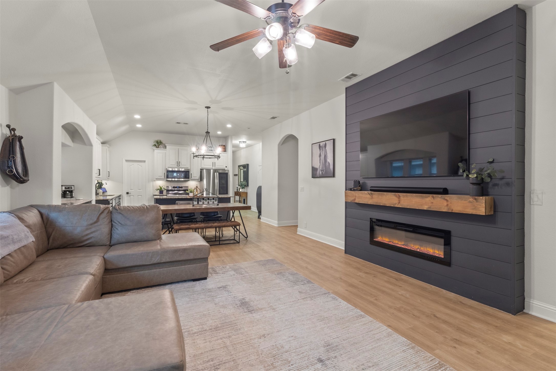 925 Lighthouse Lane Savannah TX 76227