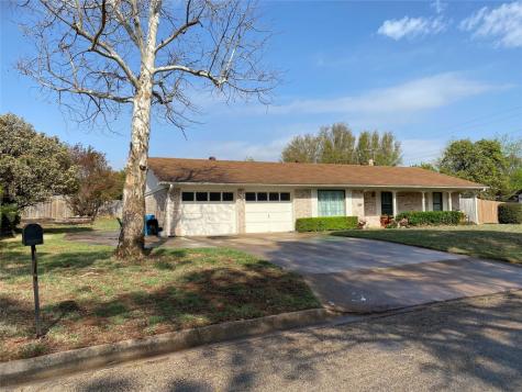 302 Woodlawn Drive Keene TX 76059