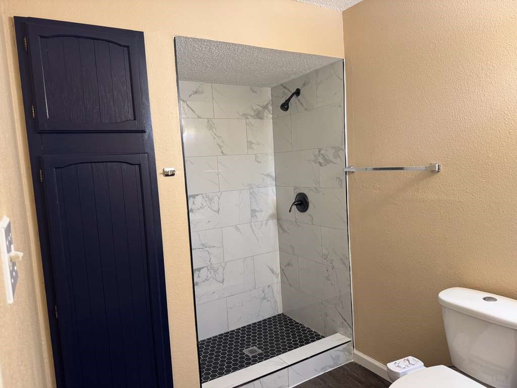 4717 Redwood Drive Garland TX 75043