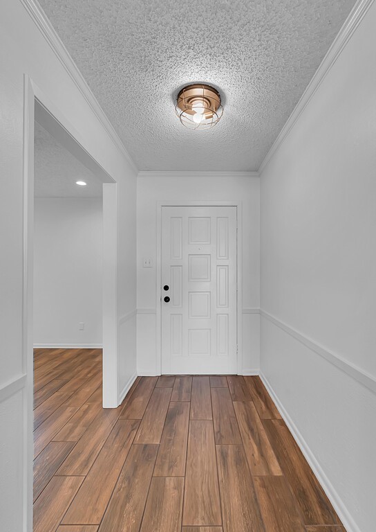 216 Texas Avenue Hewitt TX 76643