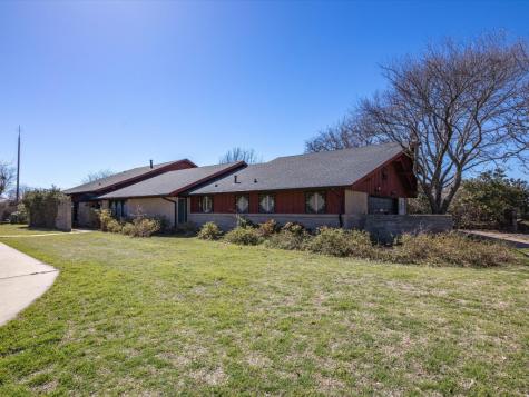 500 S Cowan Street Decatur TX 76234