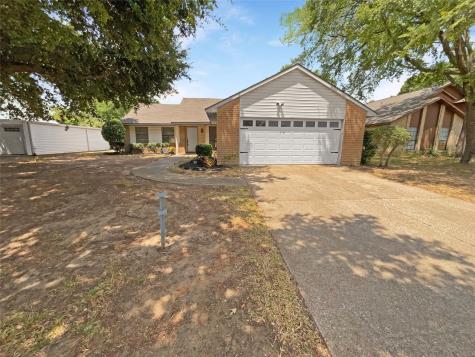 2328 Escalante Avenue Fort Worth TX 76112