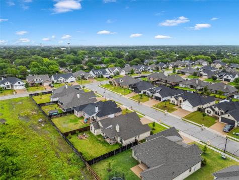 10013 Braided Briar Lane Waco TX 76712