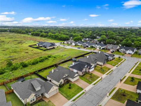 10013 Braided Briar Lane Waco TX 76712