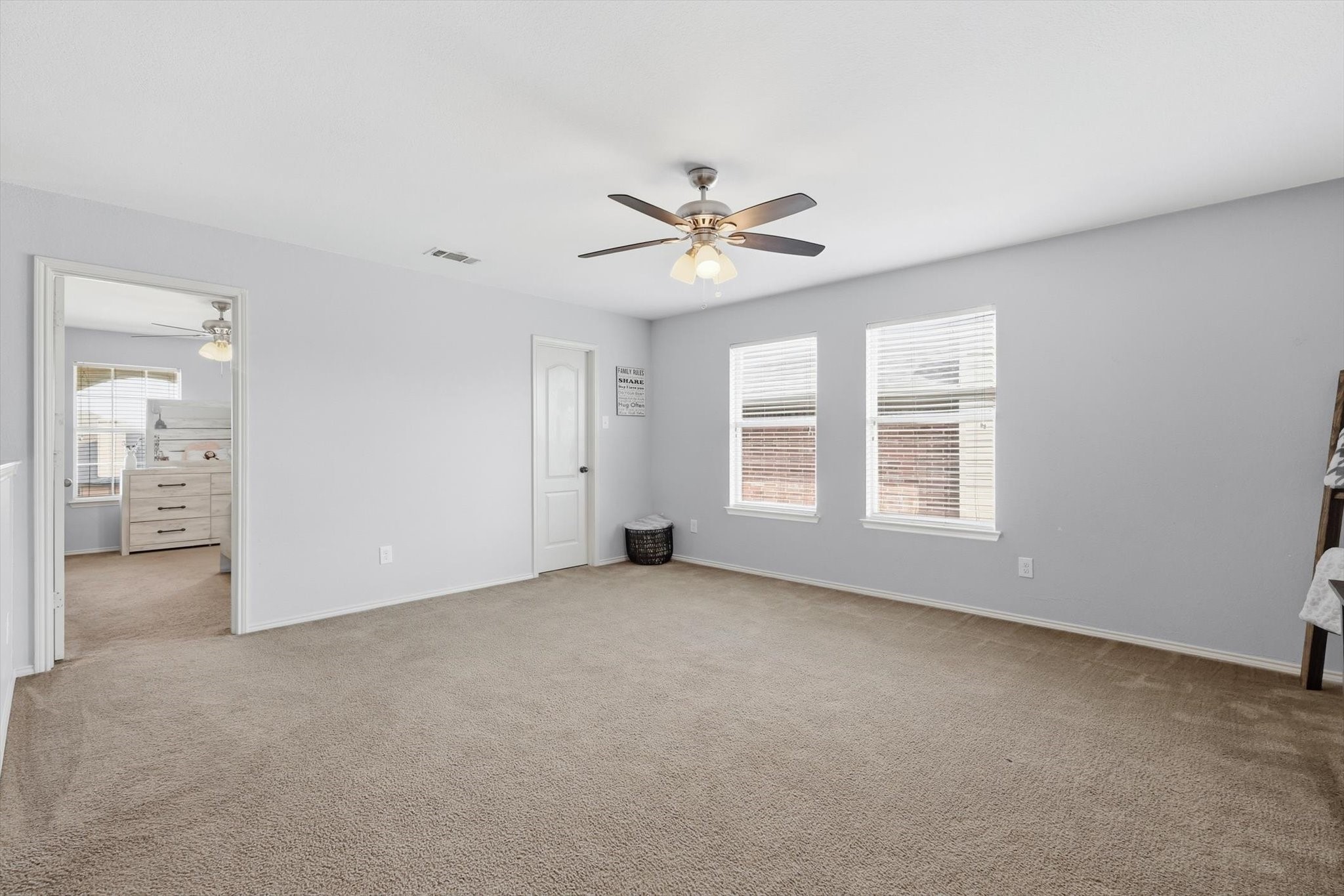 10832 Thorngrove Court Fort Worth TX 76052