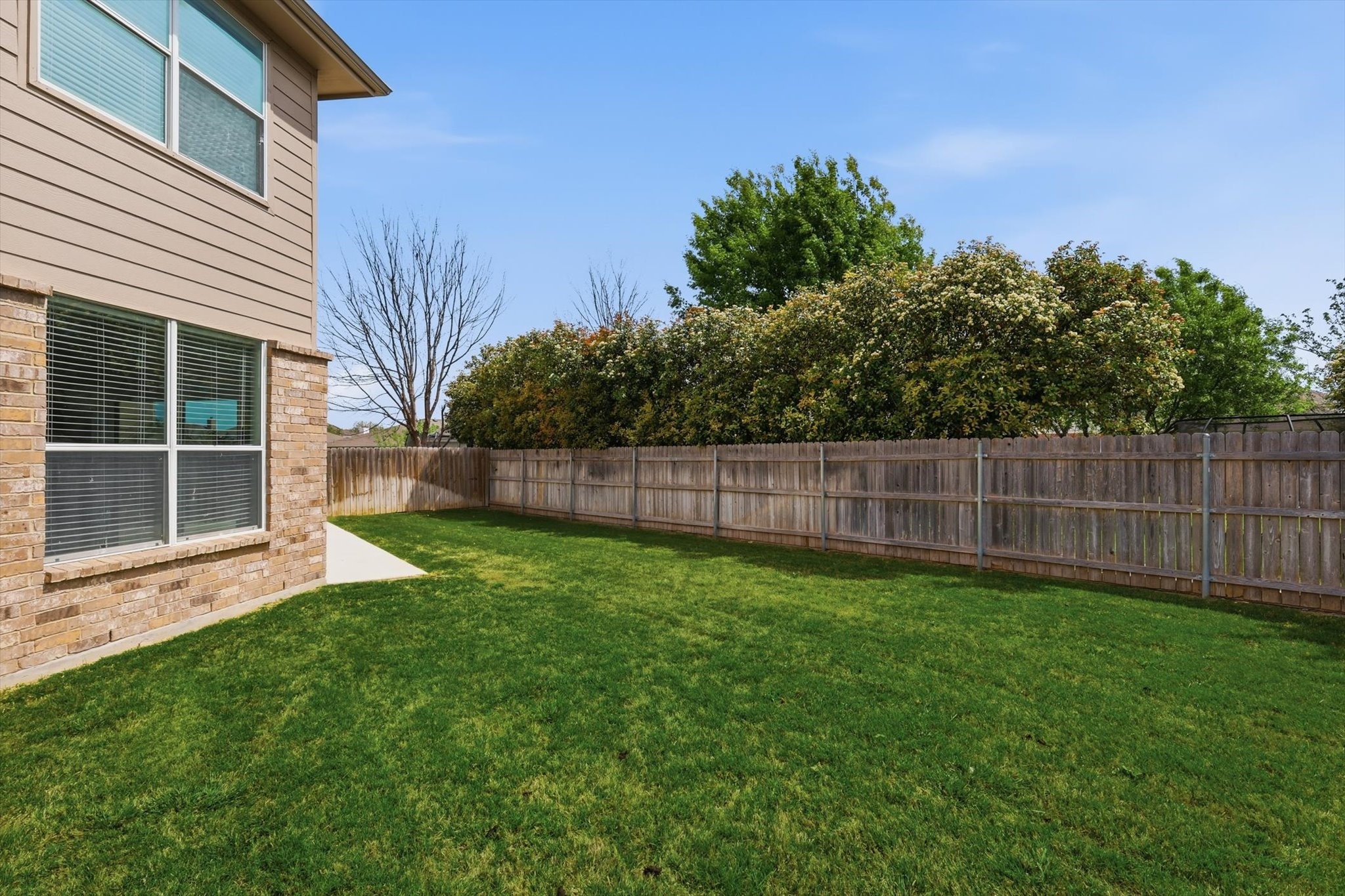10832 Thorngrove Court Fort Worth TX 76052