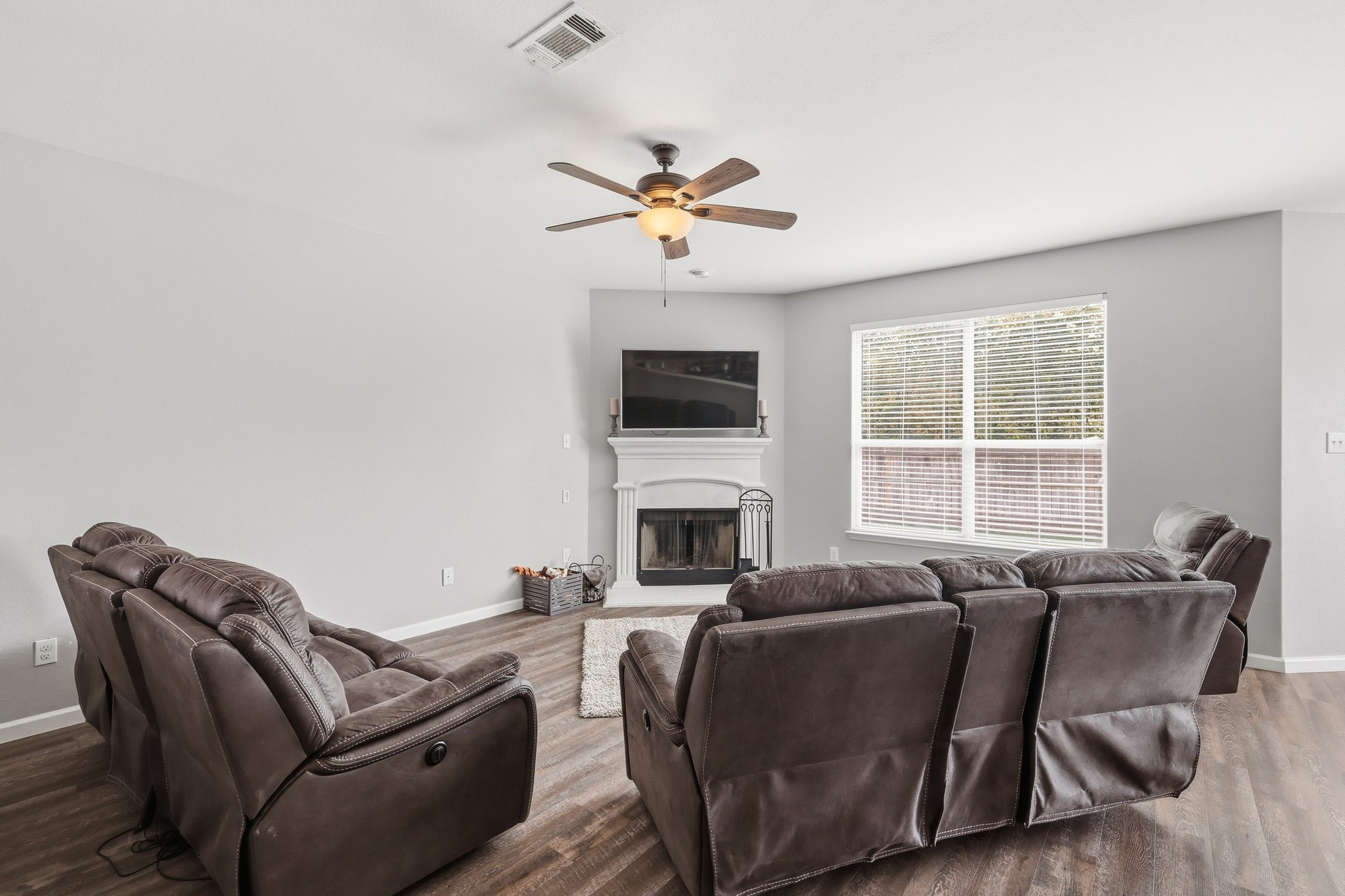 10832 Thorngrove Court Fort Worth TX 76052
