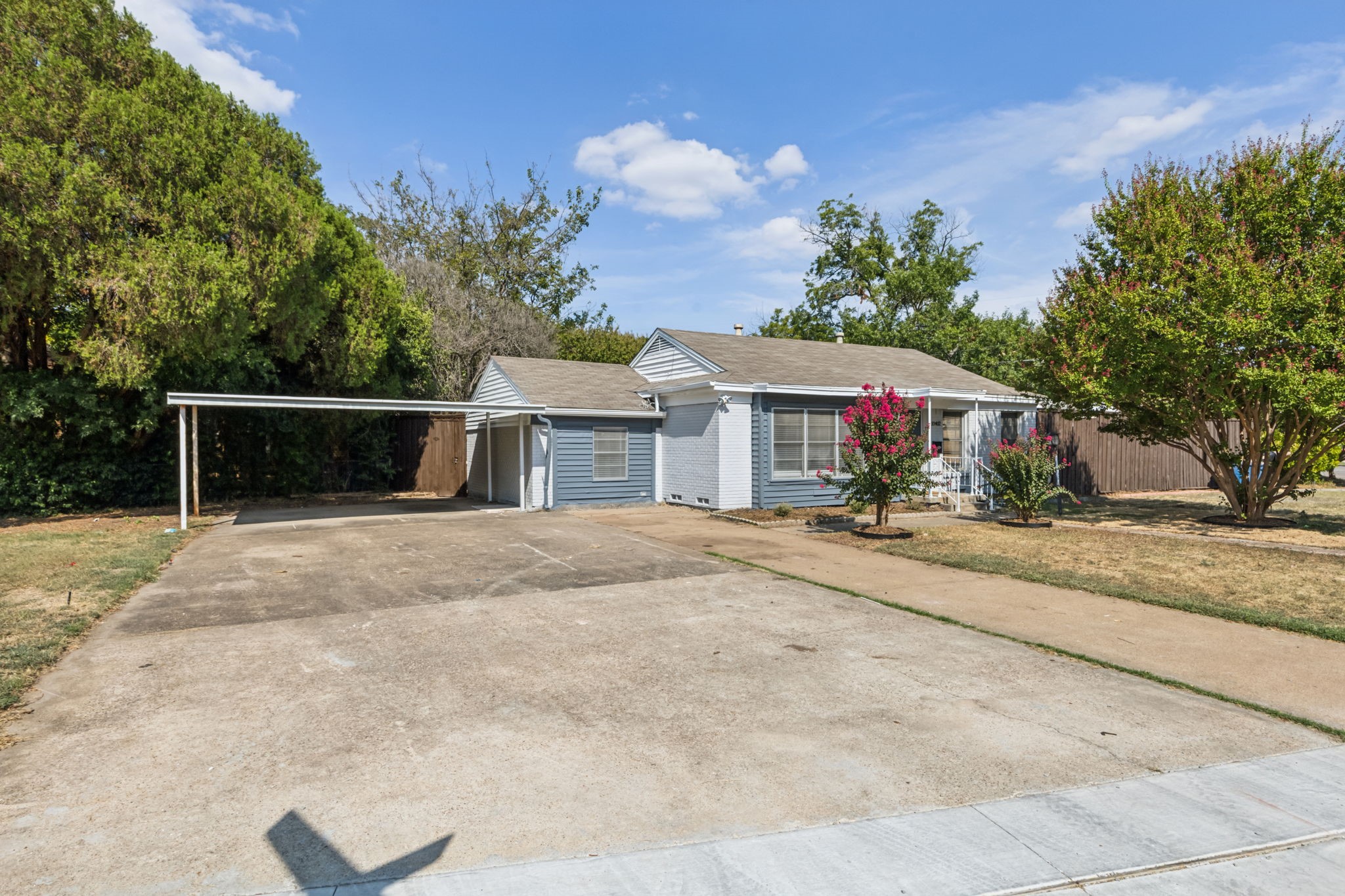 10402 Wood Dale Drive Dallas TX 75228