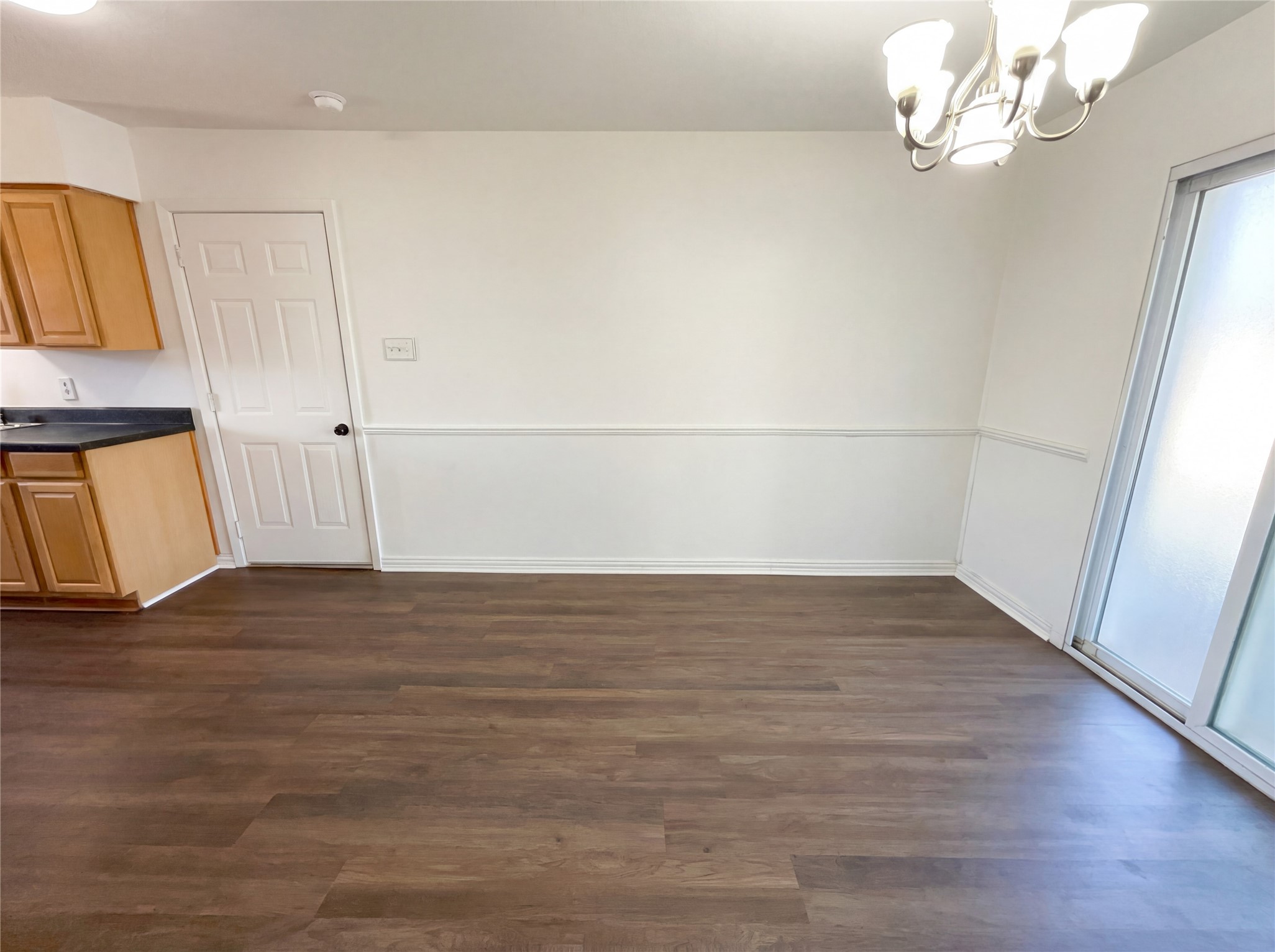 821 E Mission Street Crowley TX 76036