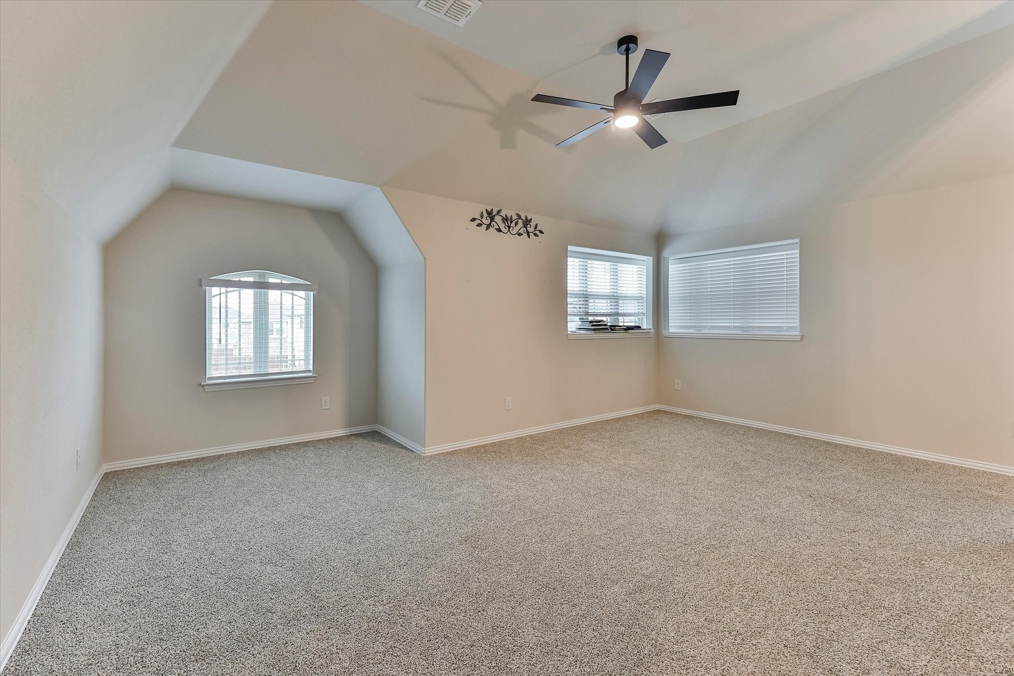 10 Covey Lane Sanger TX 76266