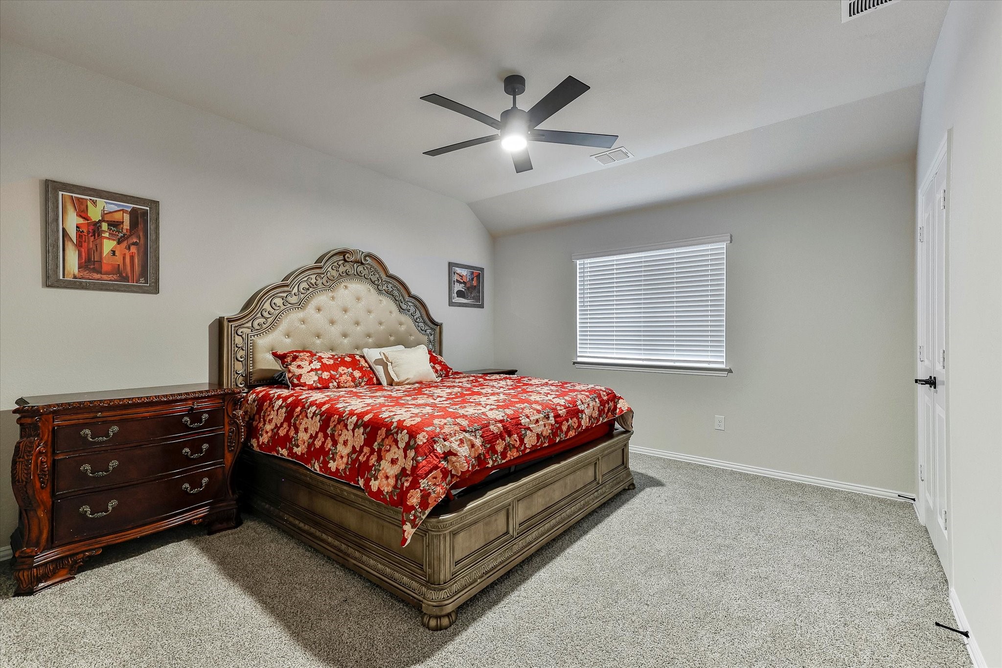 10 Covey Lane Sanger TX 76266