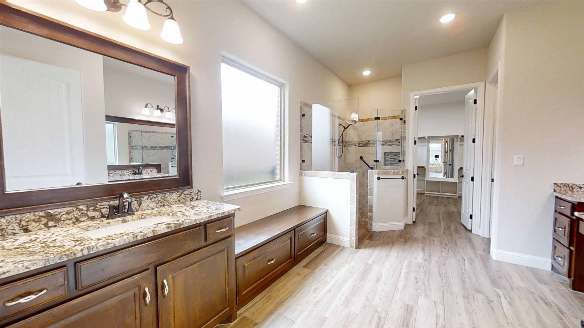 2025 Clive Drive Granbury TX 76048