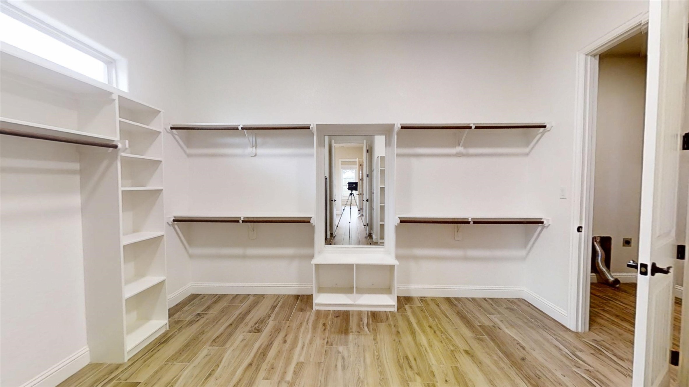 2025 Clive Drive Granbury TX 76048