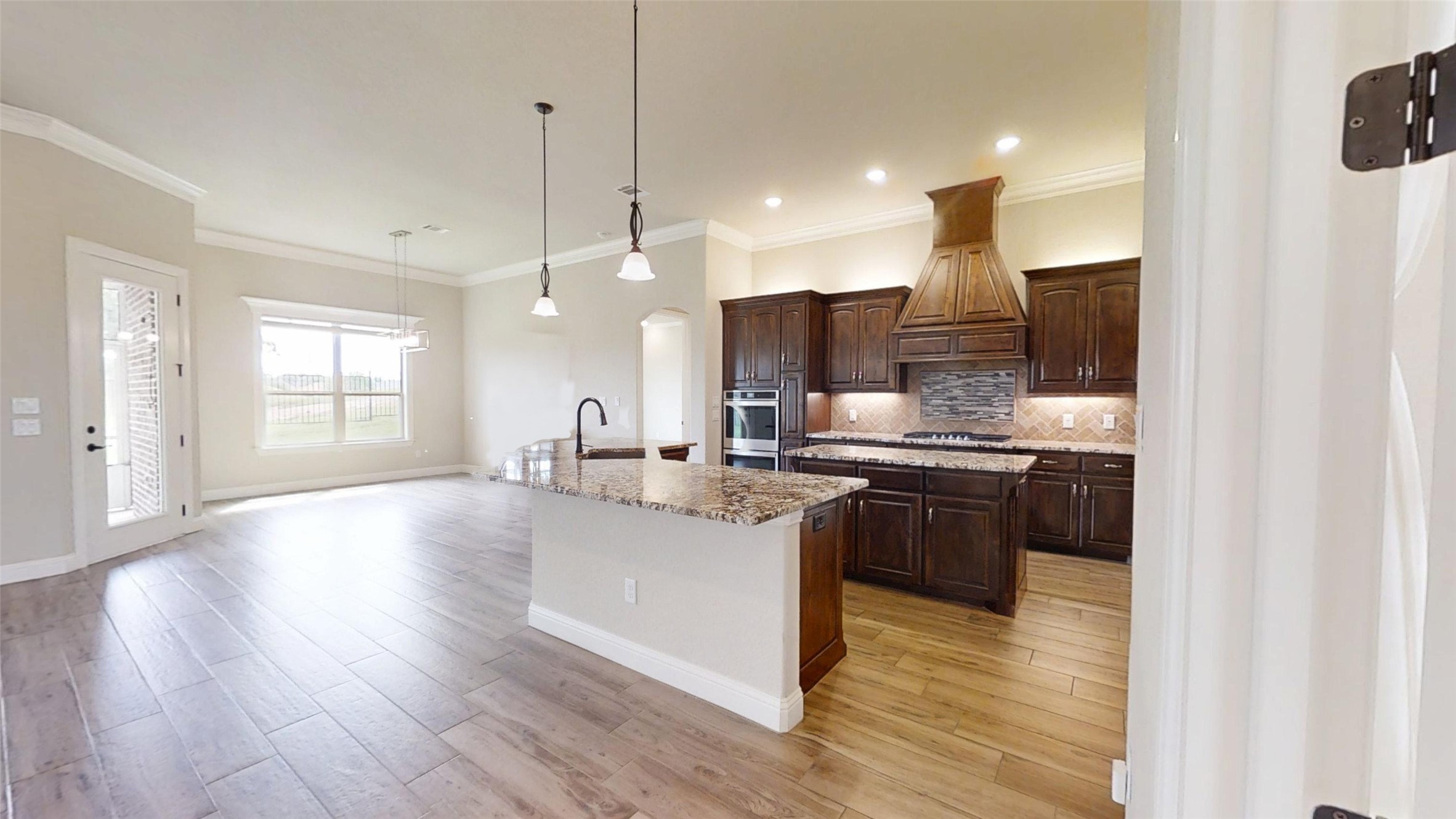 2025 Clive Drive Granbury TX 76048