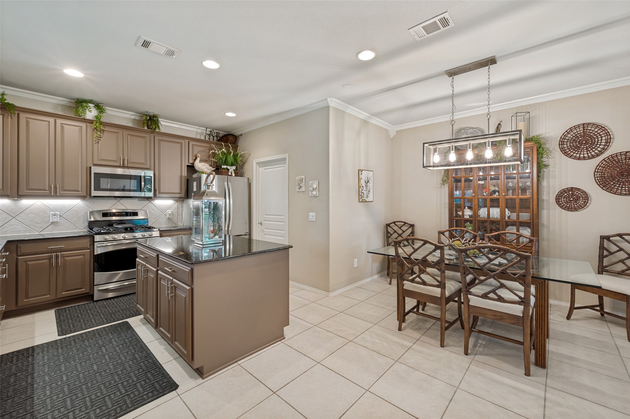 6715 Dewees Lane Frisco TX 75036