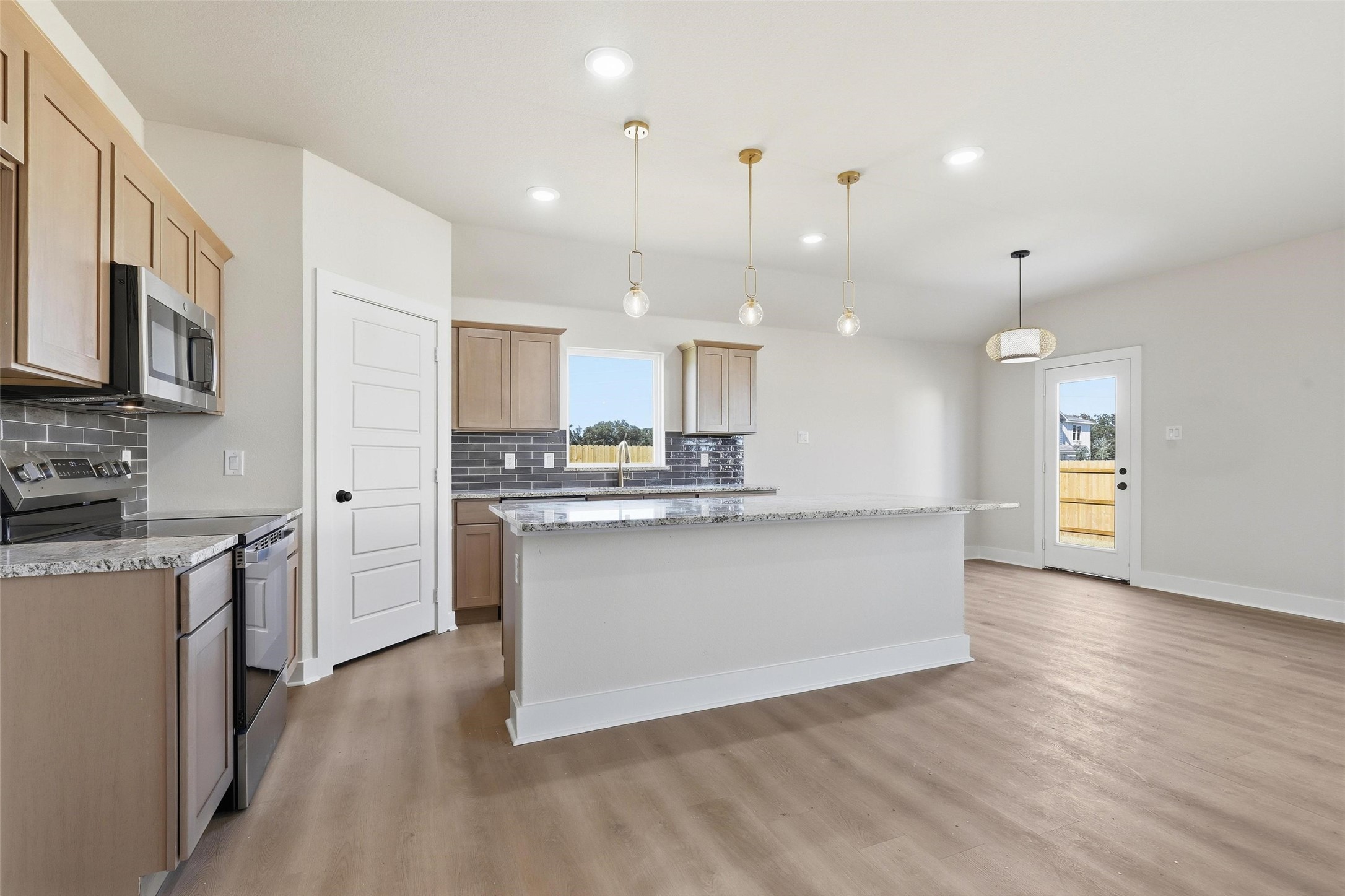 472 Peace Lily Way Tolar TX 76476
