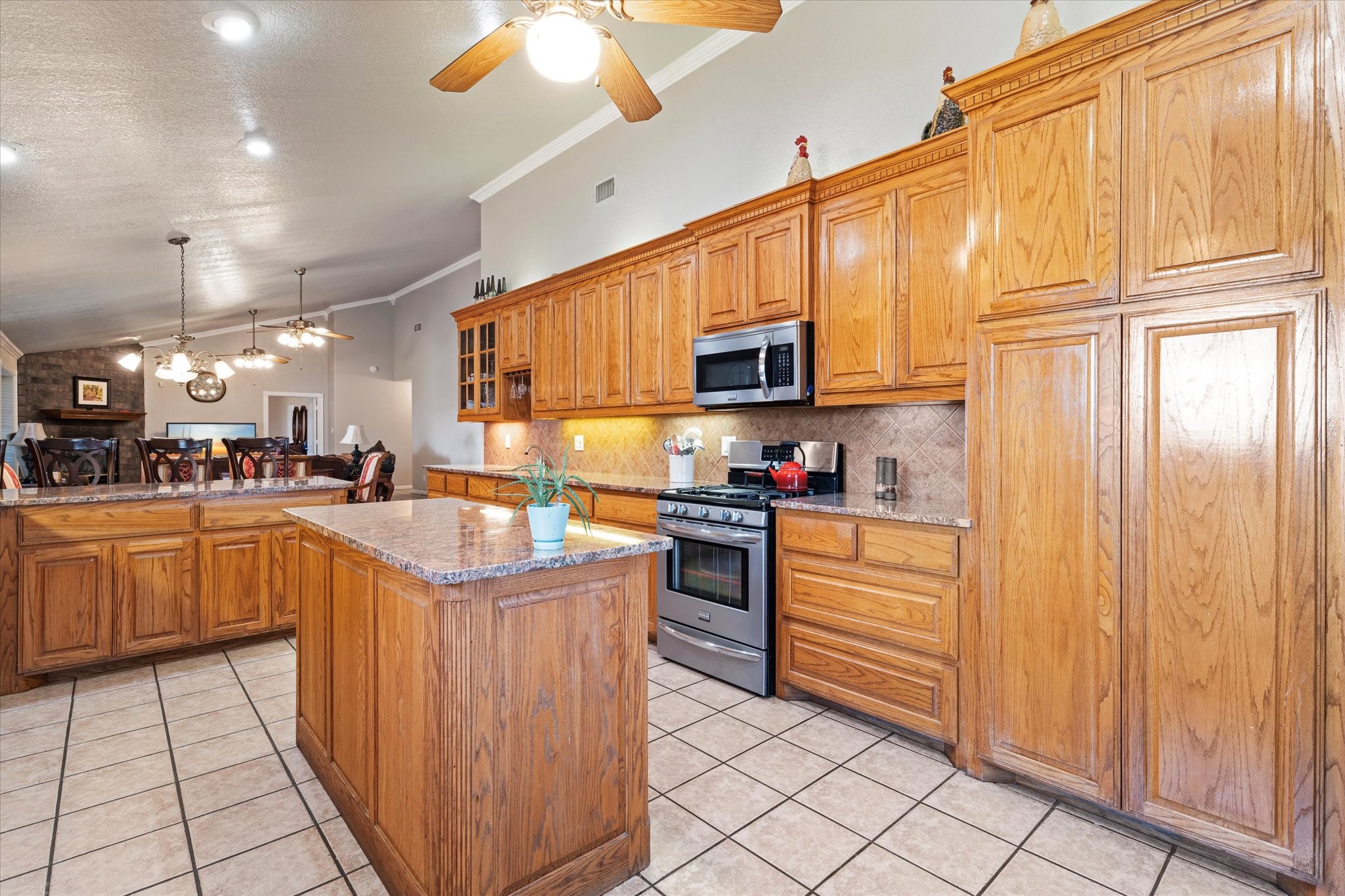 20175 Willow Glade Circle Pilot Point TX 76258