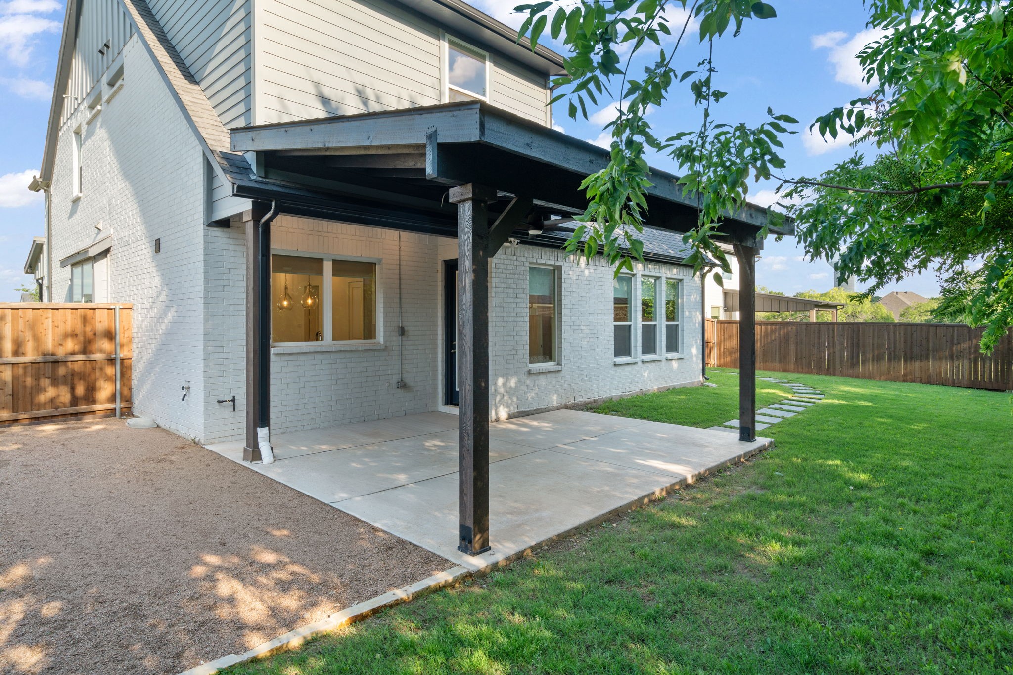 7129 Feather Crest Lane North Richland Hills TX 76182