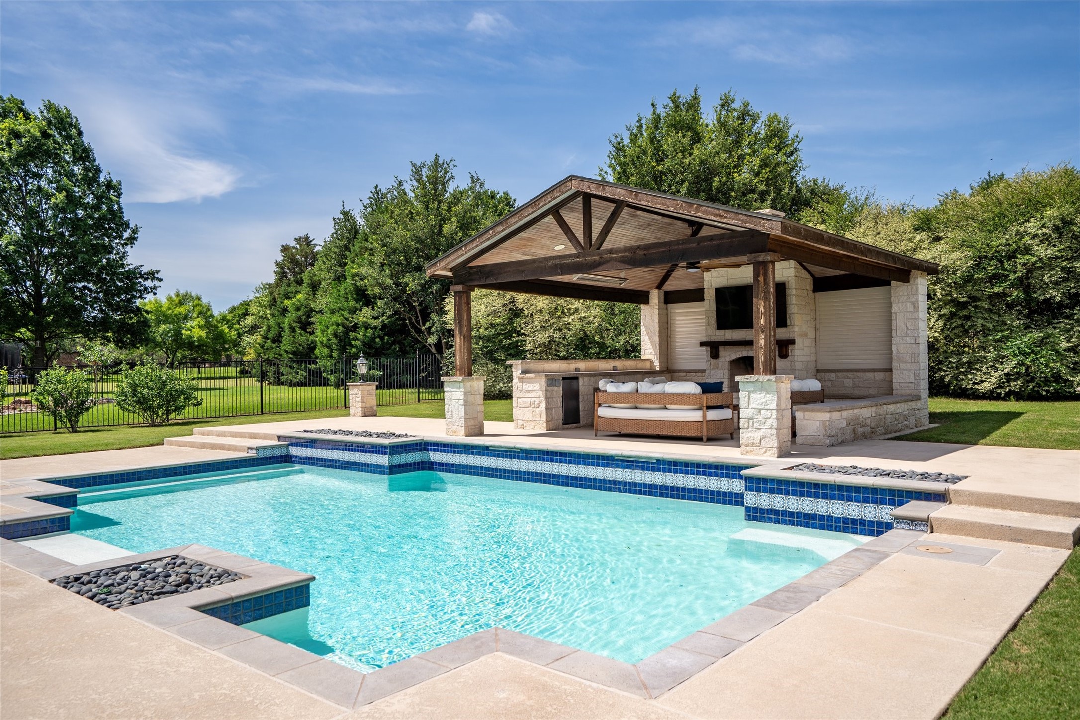 3225 Clubview Drive Denton TX 76226